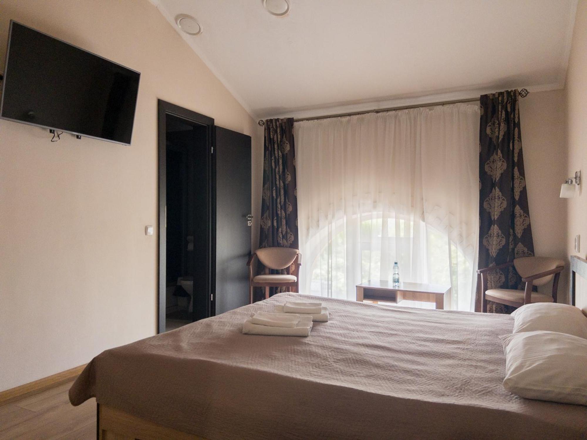 Hotel Орк "Блісс" Rivne Exterior foto