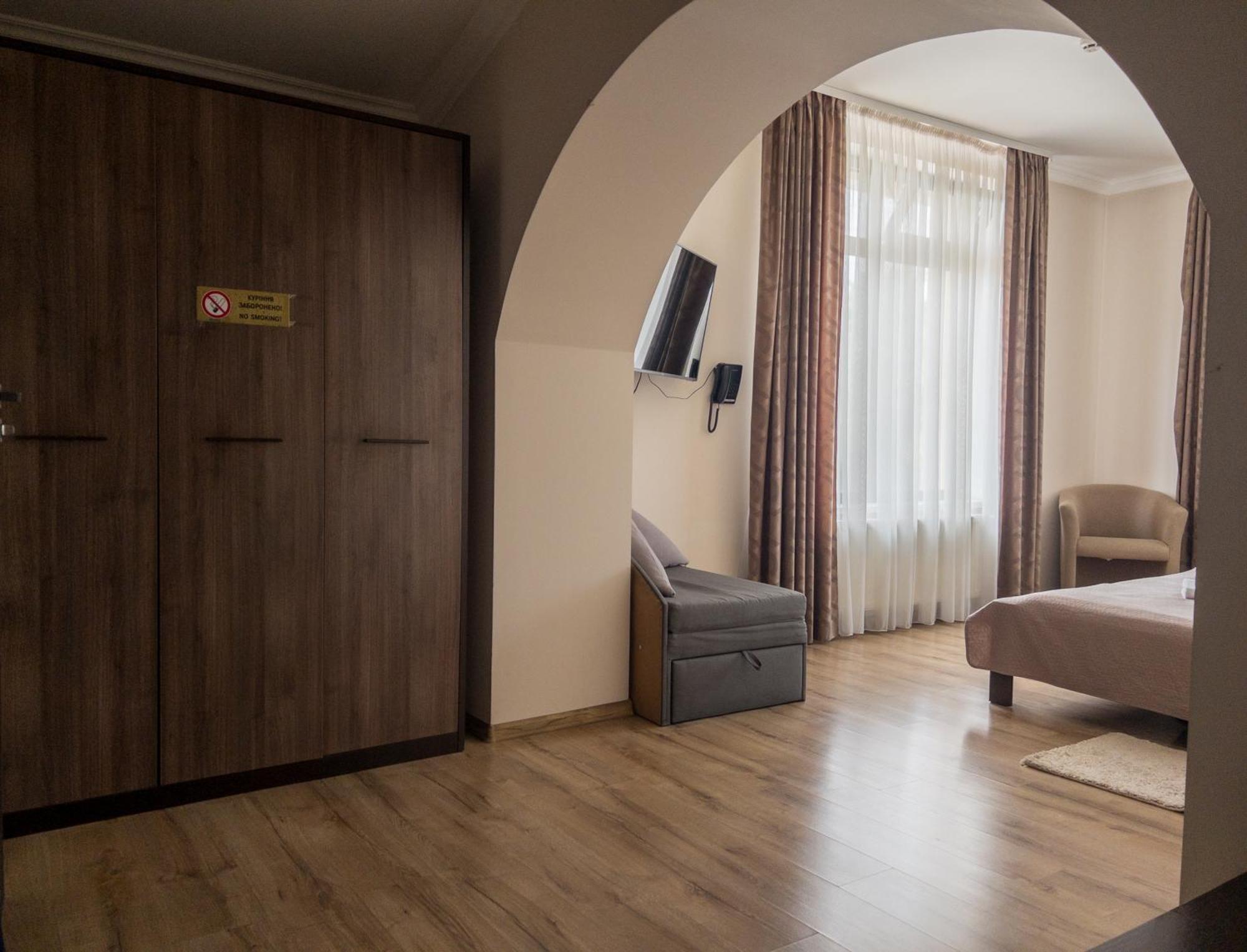 Hotel Орк "Блісс" Rivne Exterior foto